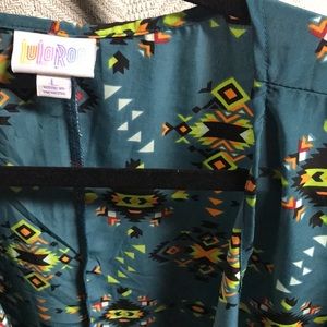 🙊 2/$20 Lularoe Lindsey L